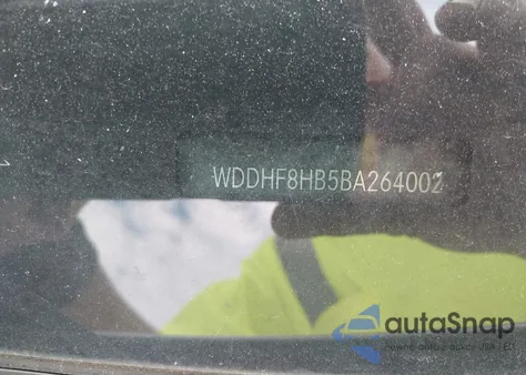 2011 Mercedes-Benz E 350 4Matic из США, поврежденный, VIN WDDHF8HB5BA264002